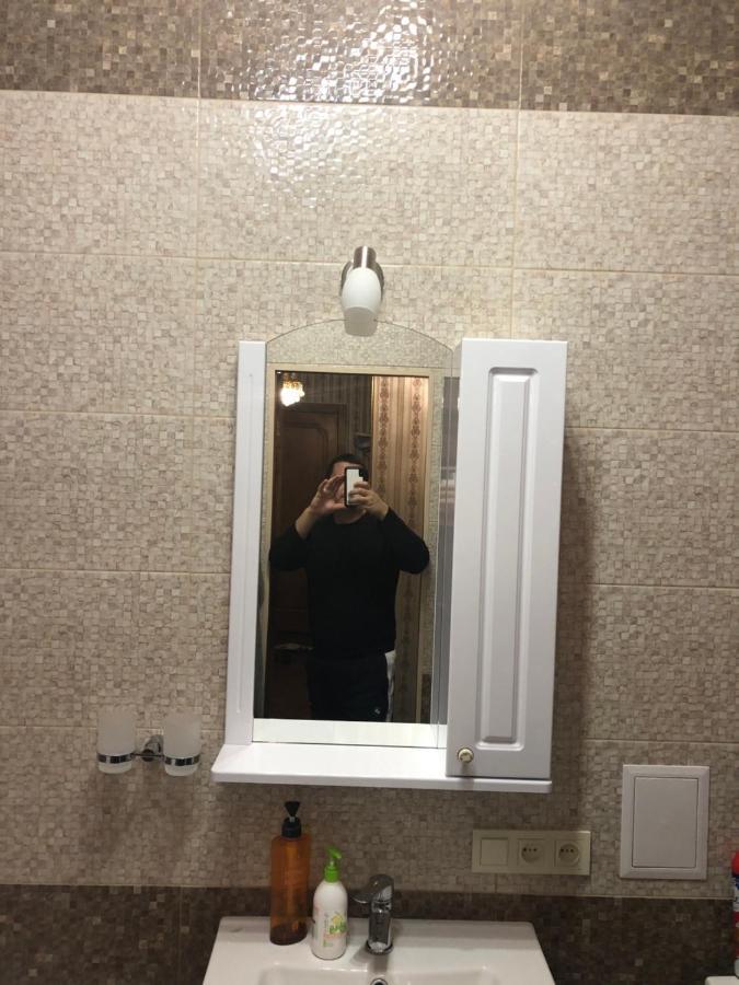Red Apartment 2019 Very Centre ヘルソン エクステリア 写真
